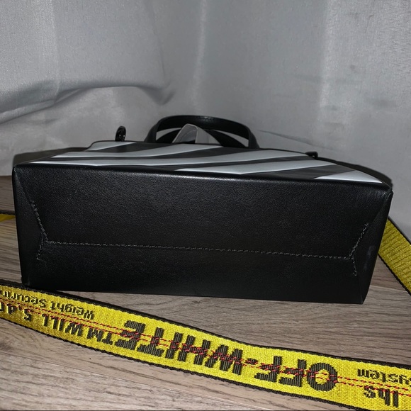 Off-White Diagonal Box Bag - Picture 8 of 8